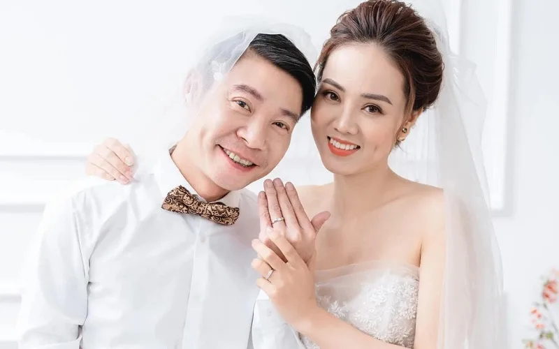 nsnd cong ly sinh nam bao nhieu hanh trinh doi va nghe cua co dau quoc dan